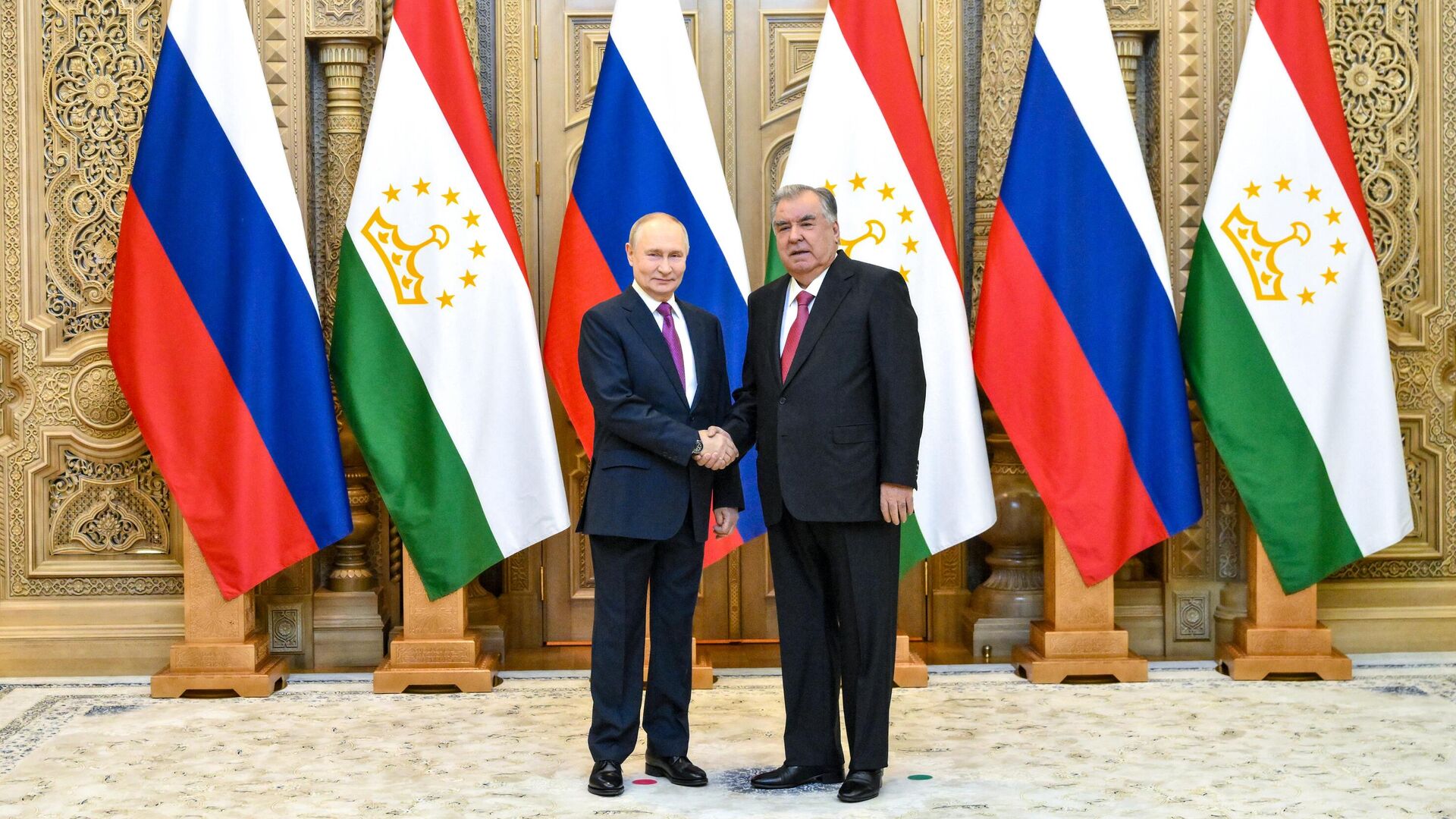 Государственный визит президента Владимира Путина в Таджикистан - РИА Новости, 1920, 09.10.2025