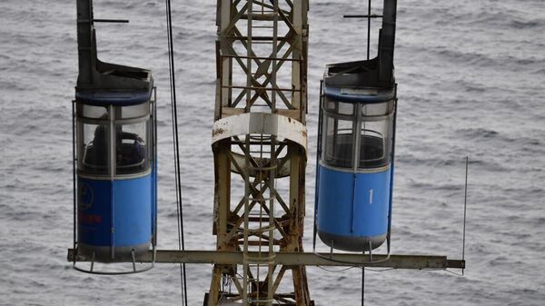 Учебно-тренировочное занятие спасателей Крыма на канатной дороге в Ялте Учебно-тренировочное занятие спасателей Крыма на канатной дороге в Ялте