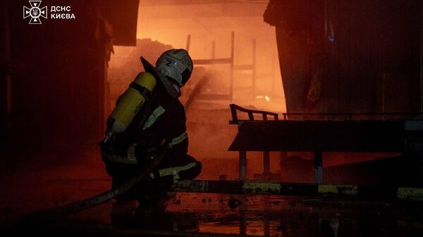 Украинские пожарные в Киеве