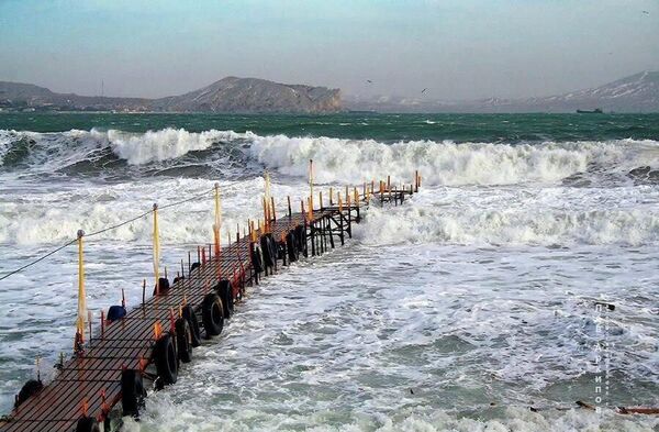 В Крыму фотограф Лев Архипов проводит бесплатные экскурсии для ветеранов СВО в Новом Свете