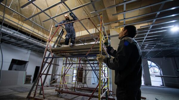 Строительство кукольного театра в Симферополе