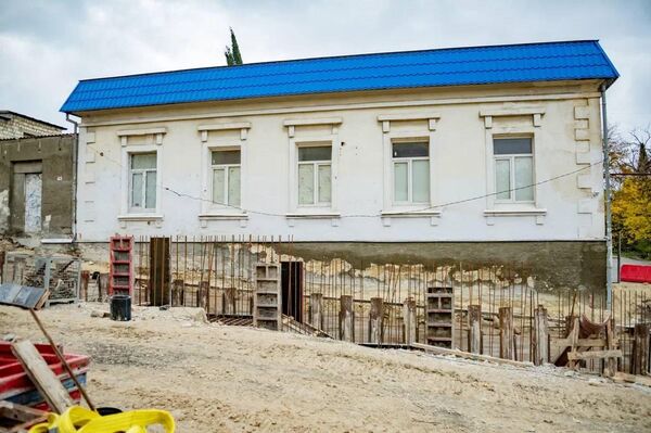 Ремонт подпорной стены на Адмирала Октябрьского в Севастополе 