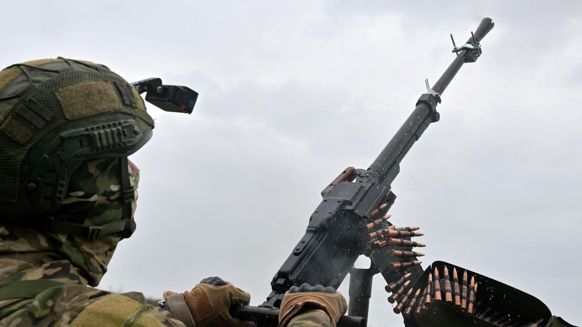 Работа ПВО группировки войск Запад в зоне спецоперации - РИА Новости, 1920, 16.11.2025