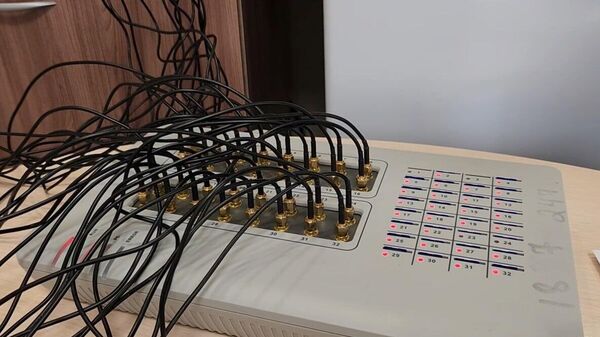 В Севастополе приезжий из Тольятти организовал работу абонентских терминалов пропуска трафика для использования в схеме дистанционных мошенничеств