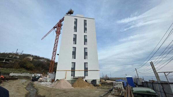 В селе под Алуштой строят дом на 72 квартиры
