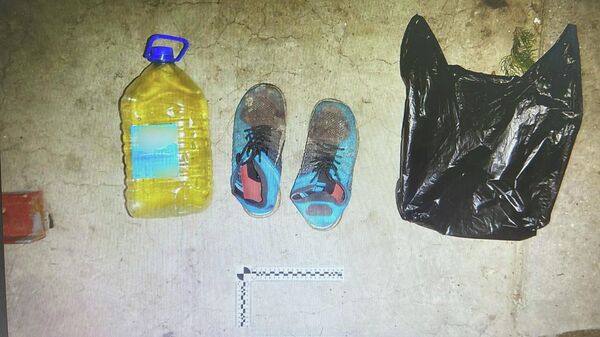 В Ялте полицейские предотвратили заказной поджог четырёх автомобилей и торгового павильона