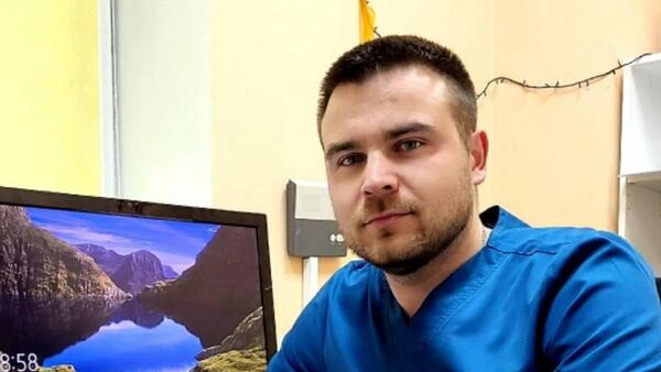 Севастопольский врач спас молодого человека на улице