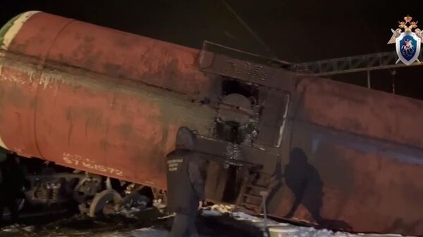 В Пензенской области сошли с рельсов вагоны грузового поезда с мазутом