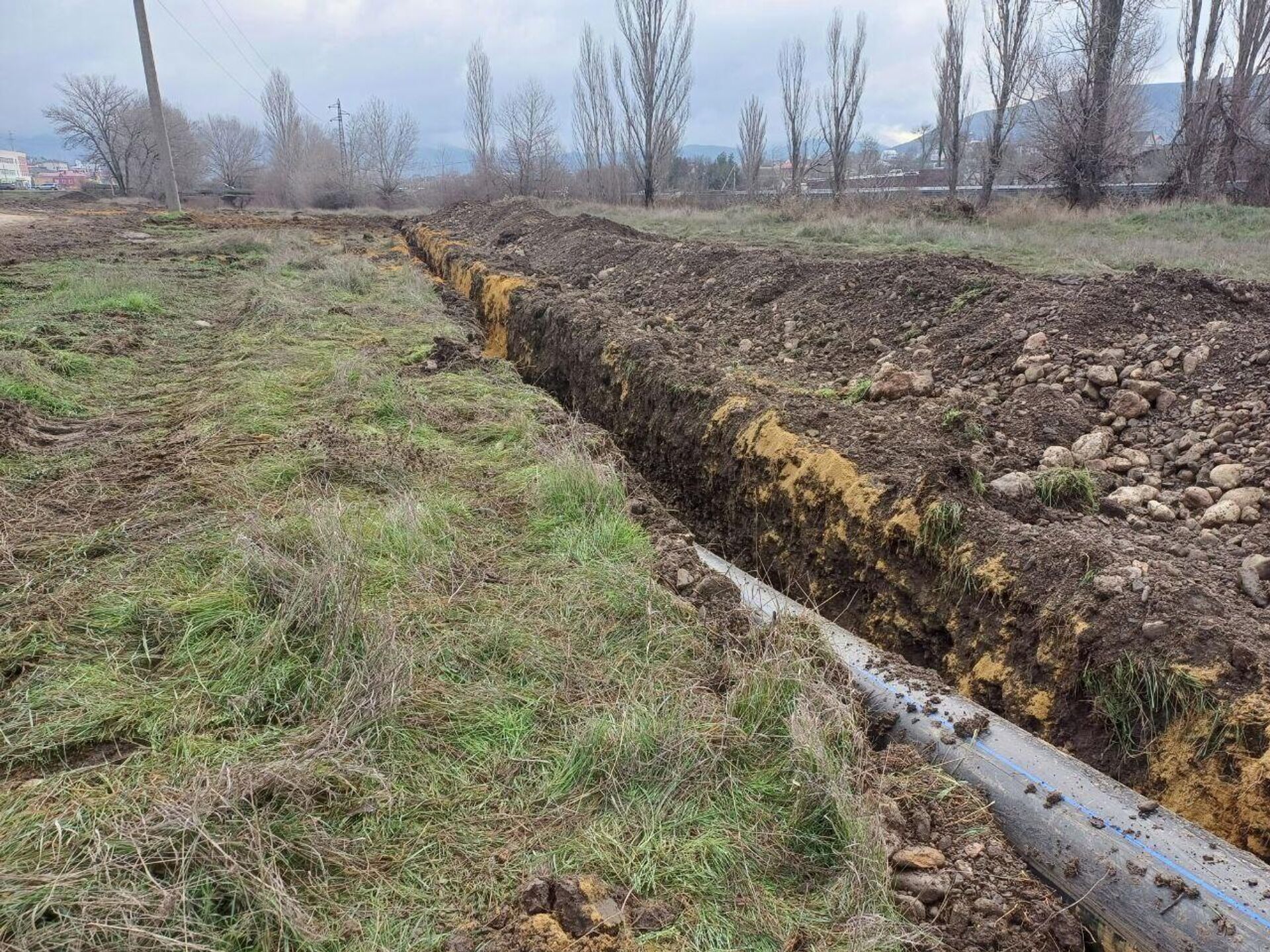 В селе Перевальное приступили к строительству нового водовода В селе Перевальное приступили к строительству нового водовода - РИА Новости, 1920, 16.12.2025