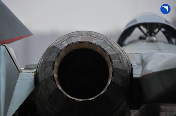 Самолет Су-57 