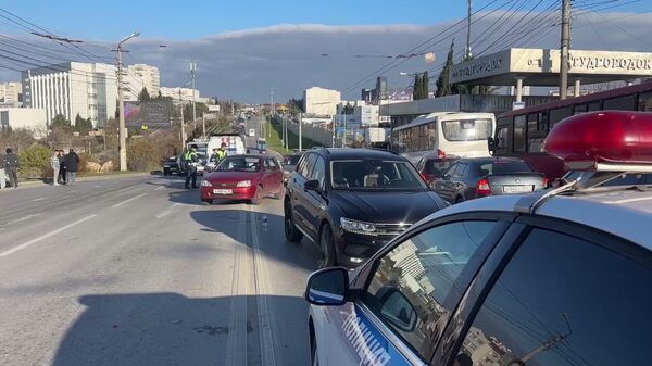 ДТП с участием пяти транспортных средств в Севастополе