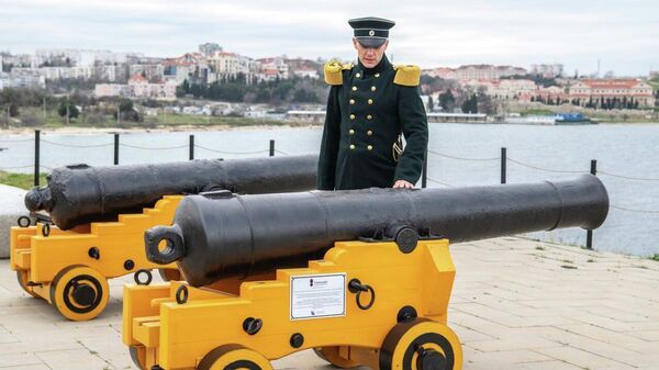 Отреставрированные балаклавские пушки периода Крымской войны