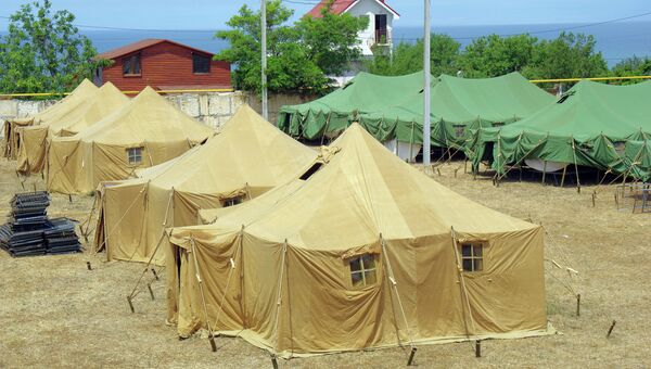 Лагерь для беженцев с юго-востока Украины в Севастополе. Архивное фото
