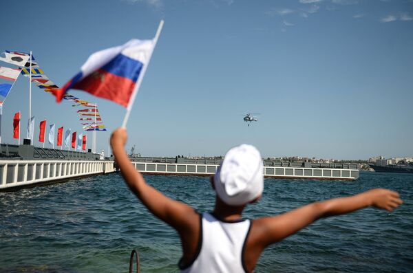 Во время празднования Дня Военно-морского флота России в Севастополе Во время празднования Дня Военно-морского флота России в Севастополе