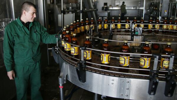 Производство пива на комбинате Крым в Симферополе