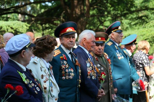 День памяти и скорби в Симферополе