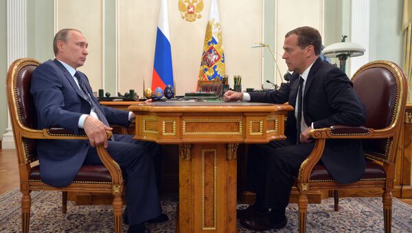 Рабочая встреча президента России В.Путина и премьер-министра РФ Д.Медведева