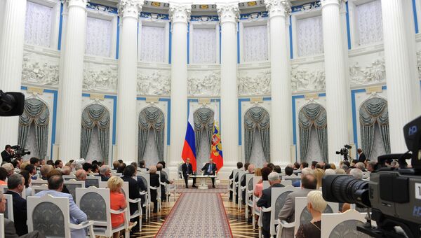 Встреча В.Путина с членами Общественной палаты