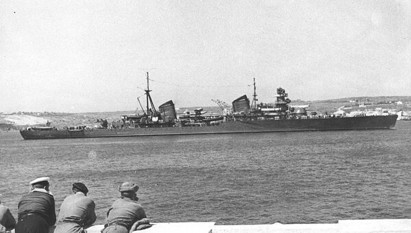 Крейсер Молотов в Севастополе за день до начала Великой Отечественной войны