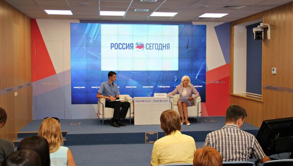 Сенатор от Крыма Ольга Ковитиди на пресс-конференции в МИА Россия сегодня в Крыму