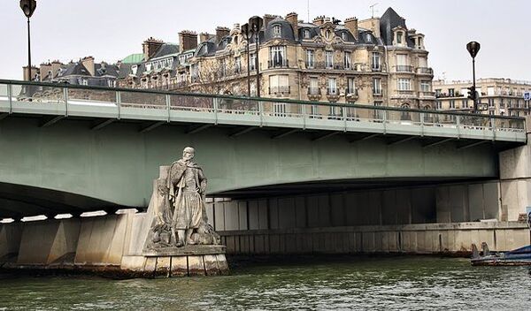 Мост Альма в Париже