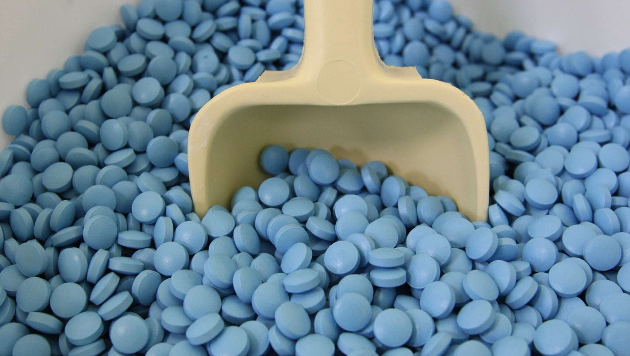 Голубые таблетки наркотики наркотик шалфей фото