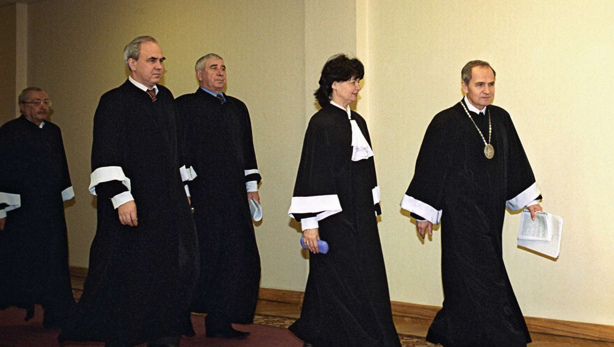 Конституционный судья РФ мантия