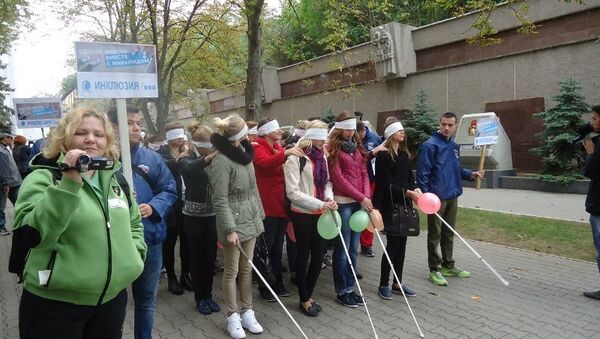 В Севастополе впервые проходит марш незрячих