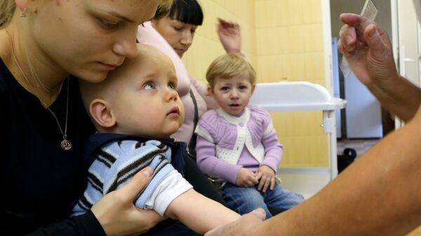 Вакцинация детей. Архивное фото
