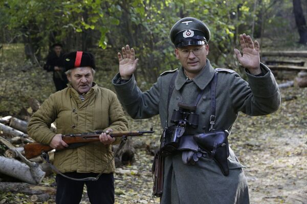 Реконструкция боя партизан против немецко-фашистских войск в Крыму