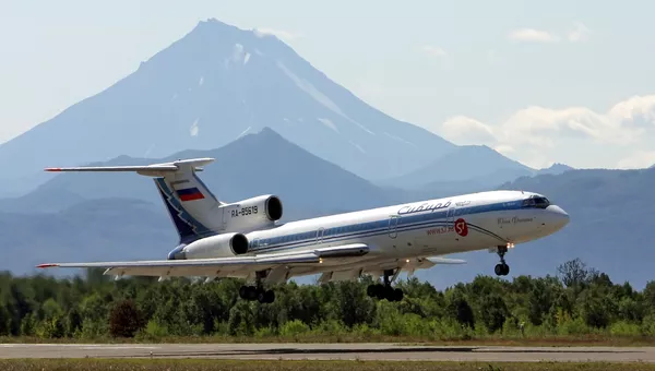 Самолет Ту-154