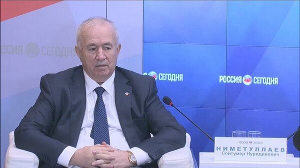 Видеоцитата - Сейтумер Ниметуллаев: Мы сегодня настолько сплотились, настолько в России, что нас никто не сломит. Видеоцитата - Сейтумер Ниметуллаев: Мы сегодня настолько сплотились, настолько в России, что нас никто не сломит.