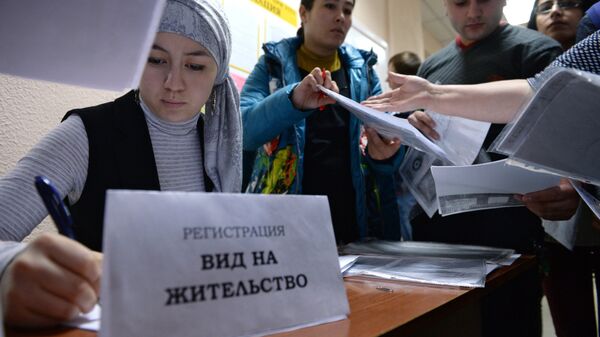 Сдача экзаменов в центре тестирования мигрантов