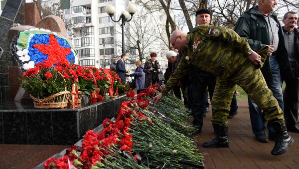 Возложение цветов в Симферополе, приуроченное ко  Дню памяти о россиянах, исполнявших служебный долг за пределами Отечества и 27-й годовщине вывода советских войск из Афганистана