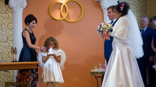 Проведение торжественных обрядов регистрации брака в Крыму