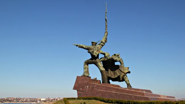 Севастополь, памятник Солдат и матрос