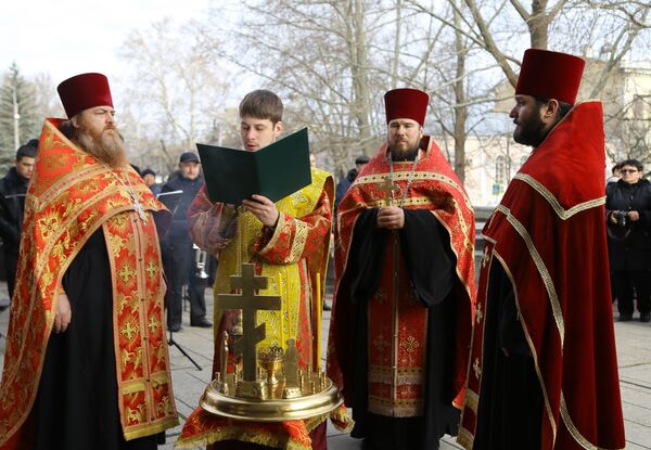 Памятный митинг, посвященный событиям 26 февраля 2014 года РИА Крым Памятный митинг, посвященный событиям 26 февраля 2014 года РИА Крым
