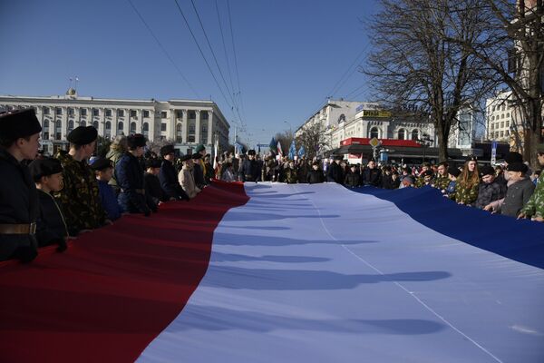 Торжественные мероприятия в Симферополе в честь второй годовщины референдума 2014 года
