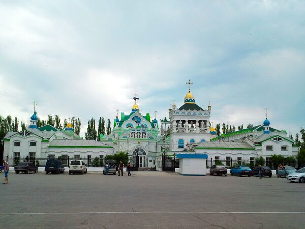 Собор святой Екатерины заложили в Феодосии в день рождения императрицы Екатерины II. Собор святой Екатерины заложили в Феодосии в день рождения императрицы Екатерины II.