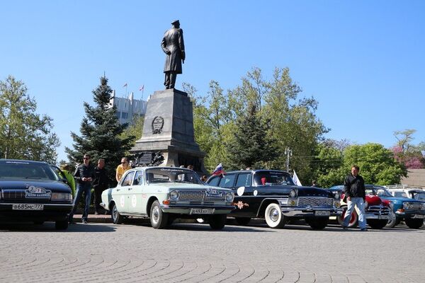 Пробег ретро-автомобилей Пробег ретро-автомобилей