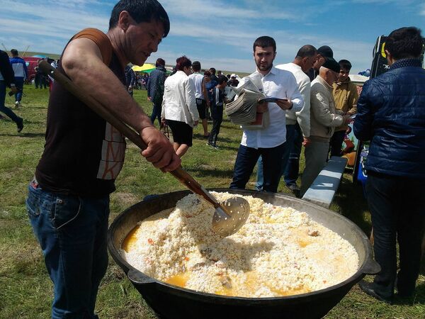 Крымско-татарский национальный праздник Хыдырлез Крымско-татарский национальный праздник Хыдырлез