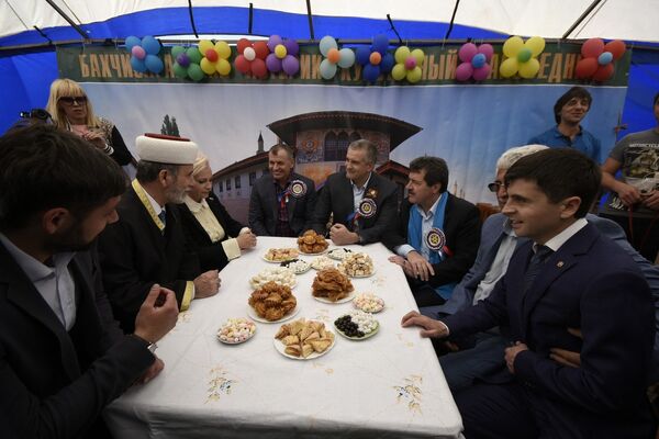 Крымско-татарский национальный праздник Хыдырлез.