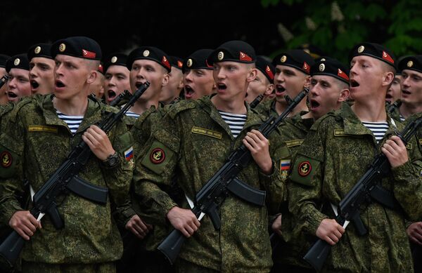 Репетиция военного парада в честь Дня Победы в Севастополе