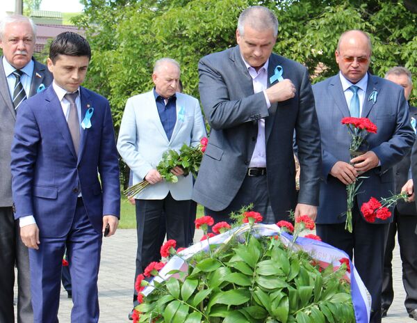 Траурные мероприятия, посвященные Дню памяти жертв депортации крымско-татарского народа Траурные мероприятия, посвященные Дню памяти жертв депортации крымско-татарского народа
