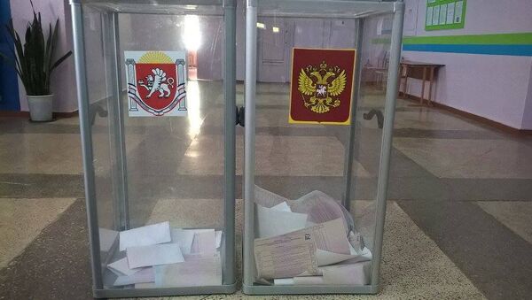 Предварительное голосование партии Единая Россия. Участок в школе №29 города Симферополя