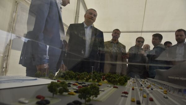 Глава Крыма Сергей Аксенов на презентации макета нового аэровокзального комплекса аэропорта Симферополь