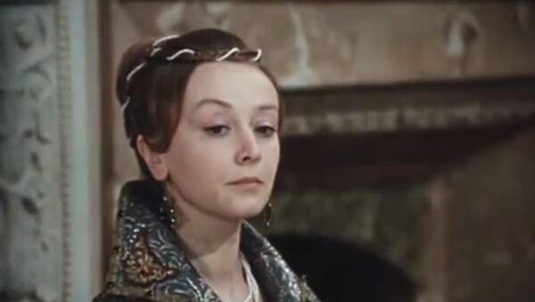 Кадр из художественного фильма Собака на сене