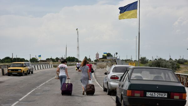 Украинский пункт пропуска Чонгар на границе с Россией