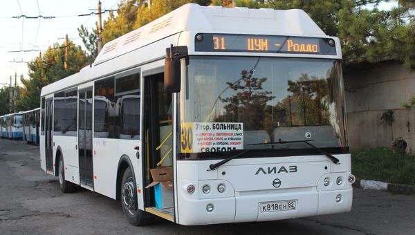 Автобус ЛиАЗ на симферопольских улицах