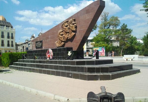 Памятник героям Евпаторийского морского десанта